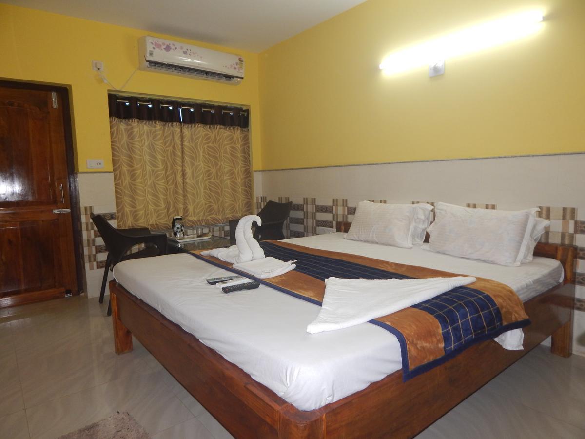 Hotel On Call Puri Laxmi Beach Resort Exterior foto
